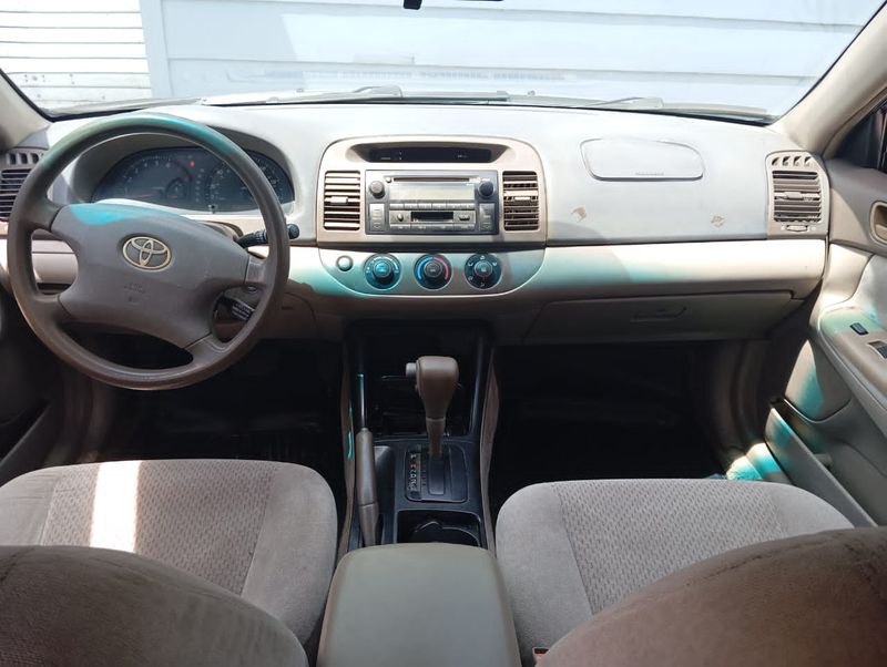 Thumbnail 4 of 2003 Toyota Camry LE
